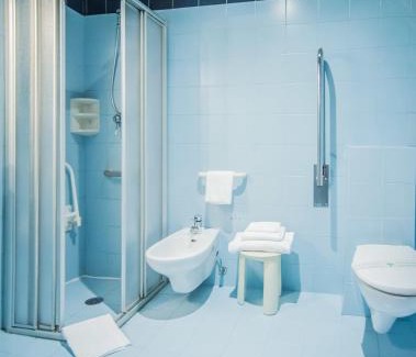 Ravina Hotel | Fly Bike Hotel