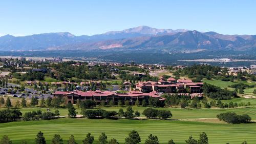 Flying Horse Cabin | Flying Horse Resort & Club