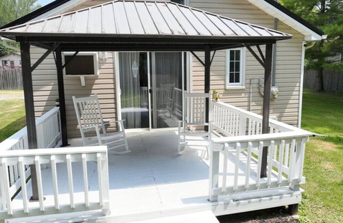 Bay City House | Fncd Yrd /PetsOK /1 Bed /1 Bath /WD