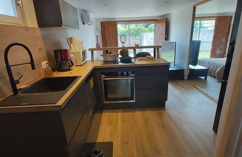 Montelimar Apartment | For rent - Studio 40 m² with mezzanine, private garden, air conditioning and utilities included