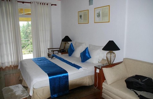 Ginigathena Hotel | Forest Edge Hotel