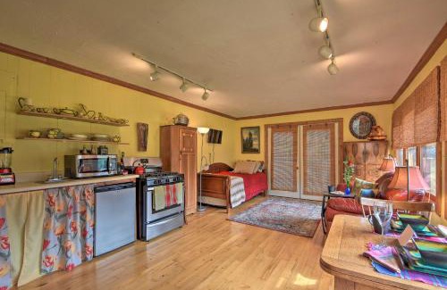 Murphy House | Forest Fantasy Pet-Friendly Smoky Mtn Escape!