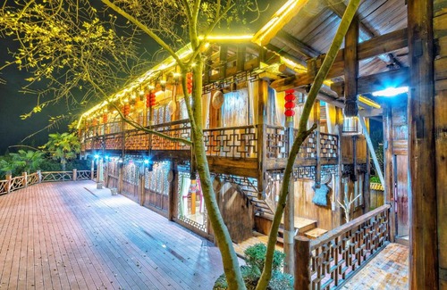 Wulingyuan Cabin | Forest Glass inn