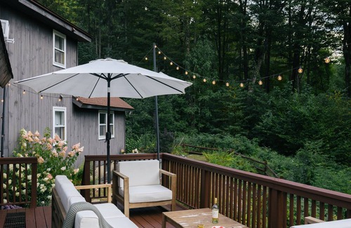 East Haven  Rutland County House | Forest Mountain Lodge: Summer Woodland Retreat Mendon, VT. 20 min to Killington/14 to Pico.