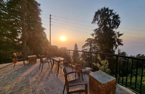 Dalhousie Hotel | Forest Vibes Kalatop