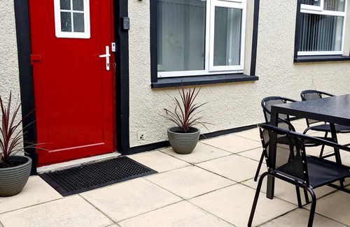 Rostrevor House | Forest View Impeccable two bedroom house