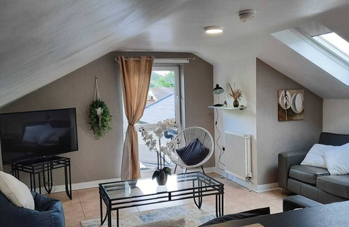 Rostrevor House | Forest View Impeccable two bedroom house