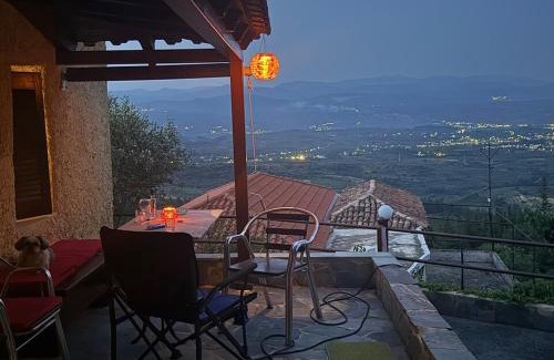 Tripi House | ForestRock Studio FOR SALE TOO