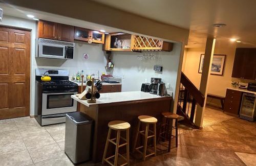 Old Seward - Oceanview Apartment | Forget me not Home