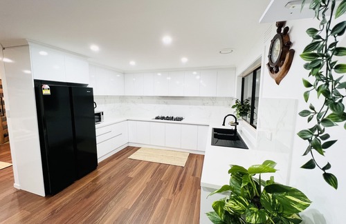 Keilor Downs House | Forget Your Worries in This Spacious and Serene Space