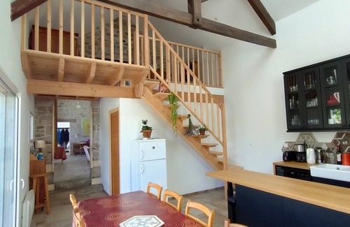 Sarran House | Former ROUFFIAT school in the heart of Corrèze