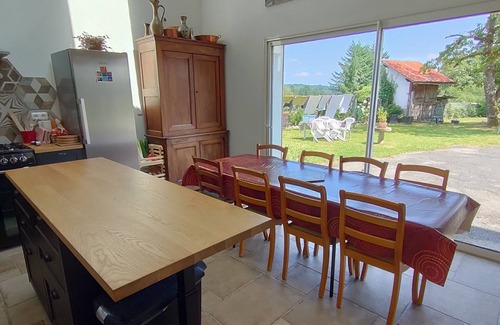 Sarran House | Former ROUFFIAT school in the heart of Corrèze