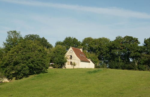Ussel House | Former sheepfold in the middle of an orchard and a 2 ha meadow