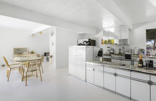 Racquet Club Estates Villa | Former Steve McQueen’s home