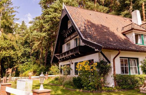 Luetjensee Hotel | Forsthaus Seebergen