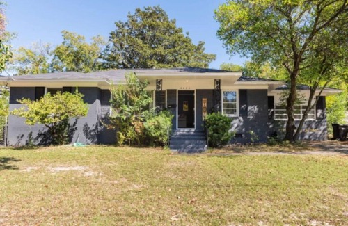Columbus House | Fort Benning Family Base |4 BR + Game Room Fun