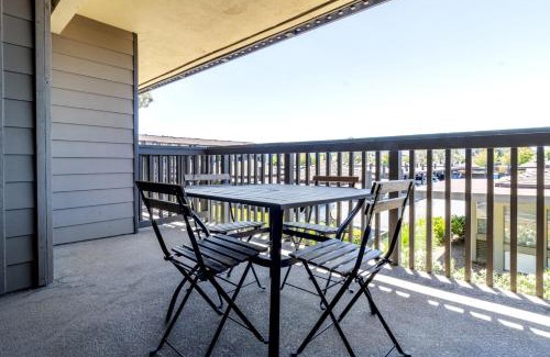 Foster City Apartment | Foster City 2BR w Gym Pool WD nr highways SFO-566