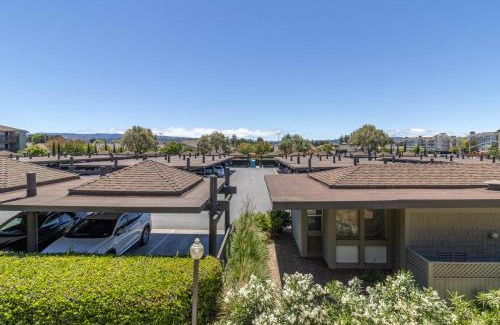 Foster City Apartment | Foster City 2BR w Gym Pool WD nr highways SFO-566
