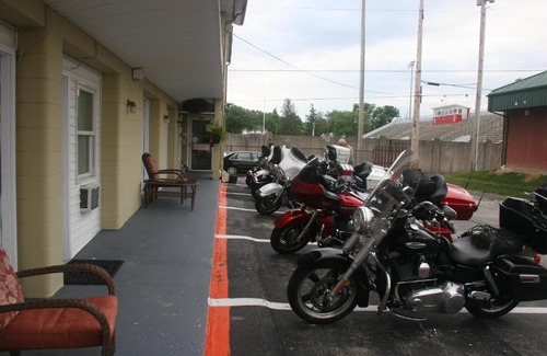 Van Wert Hotel | Fountain Inn