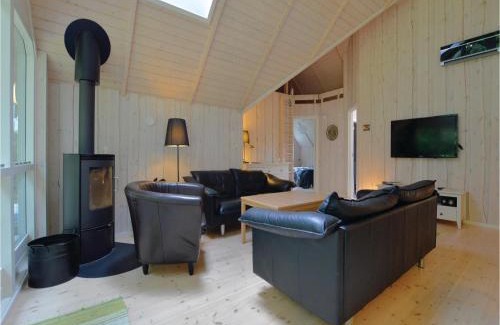 Hoensinge House | Four-Bedroom Holiday Home In Vig