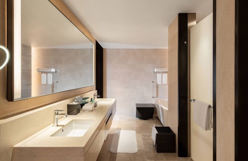 Chengdu Hotel | Four Points by Sheraton Chengdu, Anren