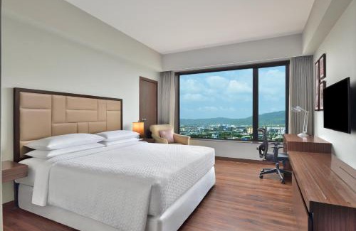 Vashi Hotel | Four Points by Sheraton Navi Mumbai, Vashi
