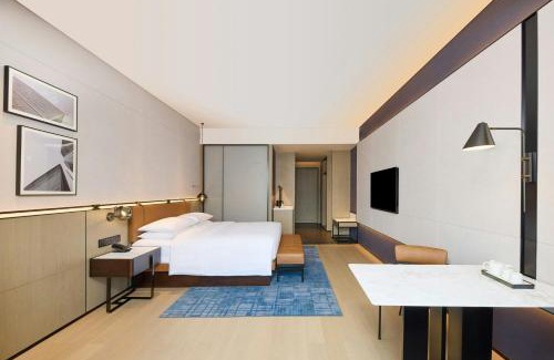 Liangqing District Hotel | Four Points by Sheraton Nanning, Wuxiang