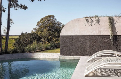 Crabbes Creek House | Four Winds! Architecturally renovated & designed with Pool and Panoramic Views
