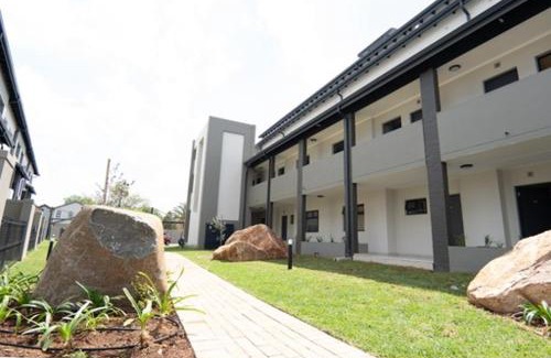 Greater Johannesburg Metropolitan Area Apartment | Fourways Oasis