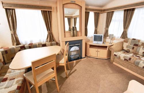 Westmarsh Resort | Foxhunter Park