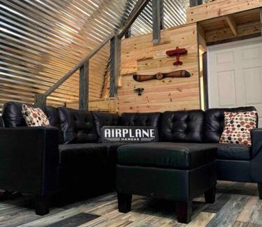 Southern House | Foxtail Orchards - Hangar 22
