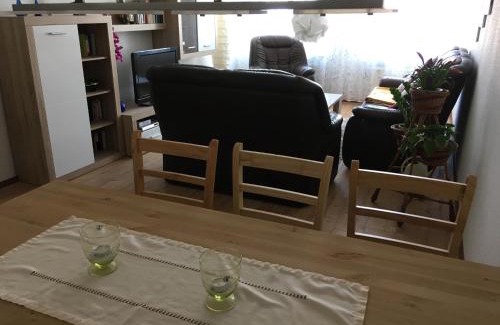 Zittau Apartment | frühsonnige Innenstadt-Vollkomfort-Wohnung