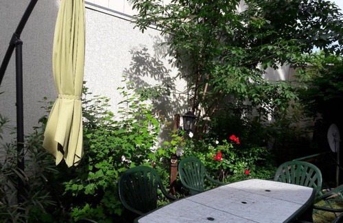 Maria Enzersdorf Bed & Breakfast | Frühstückspension Weinbau Bila Auer