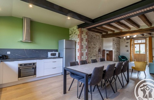 Beaupreau-en-Mauges Cottage | Rural Retreat in Mauges: Cozy Cottage with Terrace, Near Top Tourist Spots & Private Fishing Pond