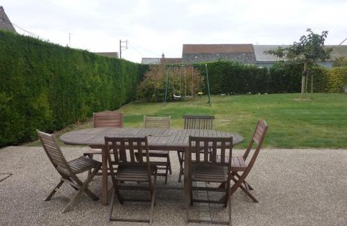 La Chapelle-Saint-Martin-en-Plaine House | Maison avec piscine privative, proche châteaux de la Loire, 3 chambres, animaux acceptés, WiFi inclus - FR-1-491-413
