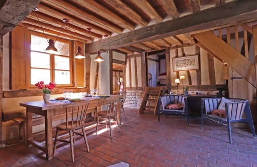 Saint-Evroult-de-Montfort Cottage | 119 m² Cabin ∙ 2 bedrooms ∙ 4 guests