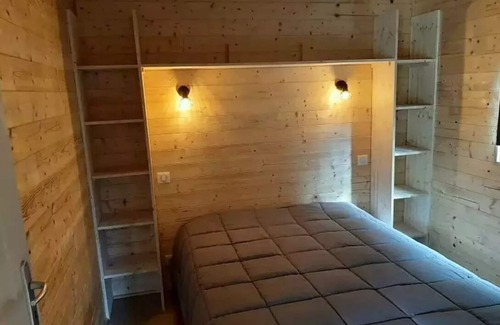Saint-Symphorien-de-Thenieres House | Domaine Relais du Lac - 3-room cottage for 3/4 people with Jacuzzi
