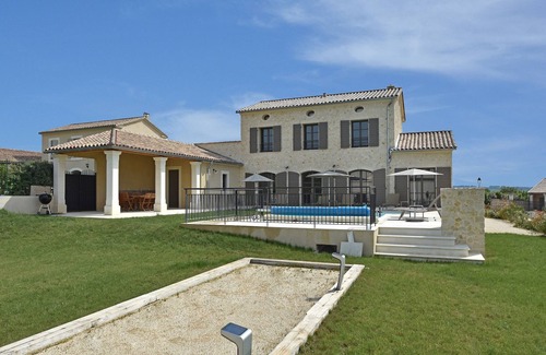 Garrigues-Sainte-Eulalie Villa | Villa in Uzès with Private Pool