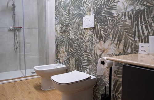 Miano Bed & Breakfast | Framí b&b. Comfort and relaxation surrounded by greenery, between the sea and the mountains.