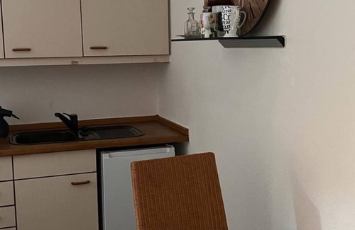 Rodgau Apartment | Frankfurt Darmstadt Offenbach vicinity - quiet cozy pied à terre near forest