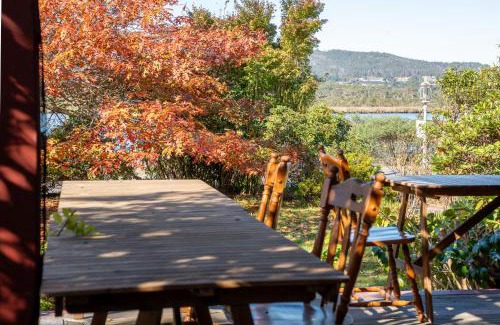 Franklin Bed & Breakfast | Franklin Lodge, Huon Valley, Tasmania, Lavender Room
