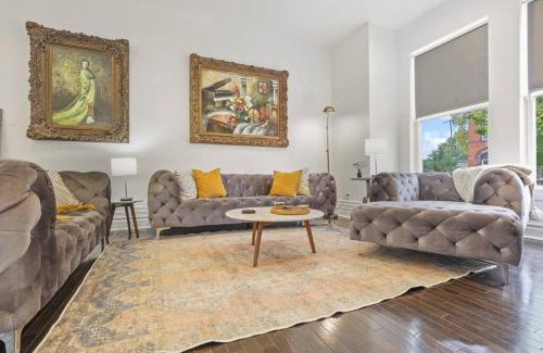 Olde Towne East House | Franklin Manor-Columbus Downtown Luxury Estate