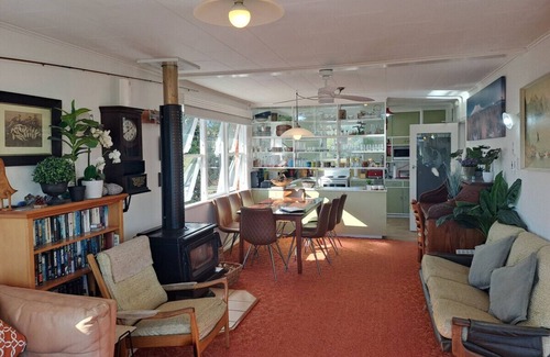 Two Mile Bay House | Frederick Street - Homely, retro family bach