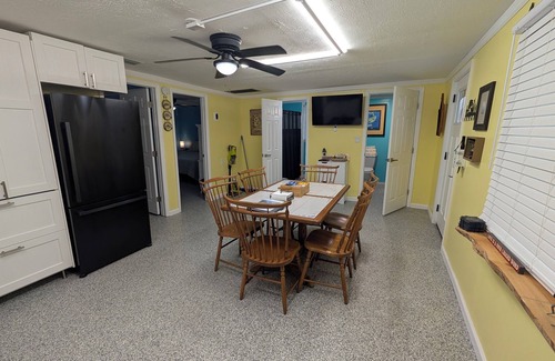 Satsuma House | FREE BOAT to use at our Fish Camp, Water Front, Fish from Dock,Worm Farm,Pets OK