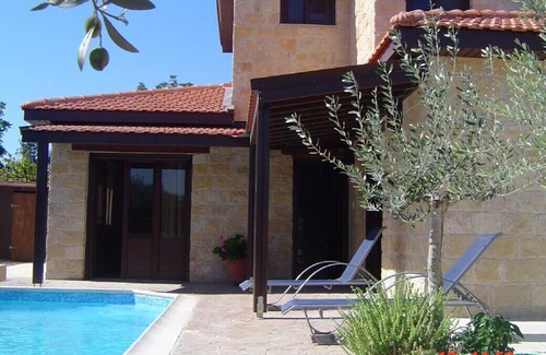 Letymvou House | FREE CAR, WI-FI, WELCOME PACK, AIRPORT PICK UP