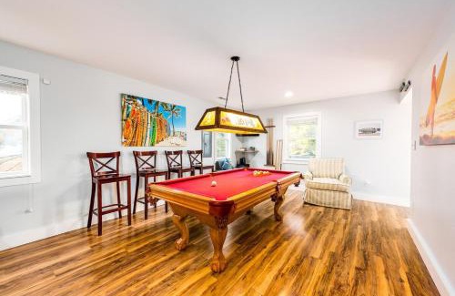 Wind Over Waves House | Free Heated pool, Views, Volleyball, Pets
