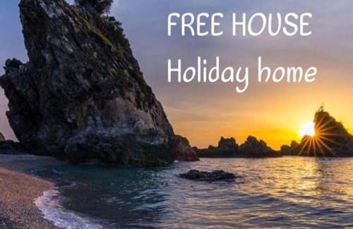 Palmi House | FREE HOUSE