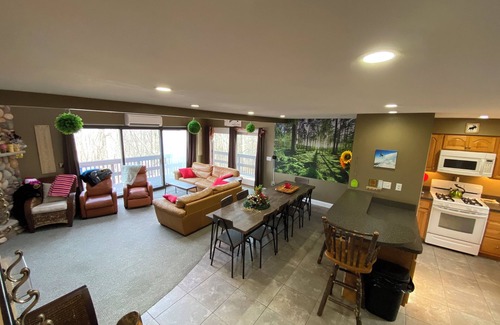 Village at Camelback House | FREE NIGHT Book 2 Nights & 3rd is Free🏖Promo doesn’t work on holidays & Winter!