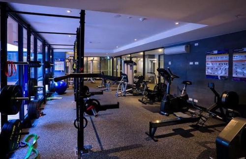 Melbourne Central Business District Apartment | Free Parking 2B2B Next to Flagstaff Gardens