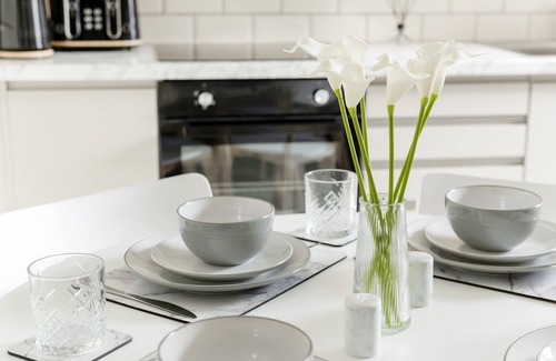 Nottingham House | Free Parking - Lovely 2 Bed House - Near QMC Hospital & University of Nottingham